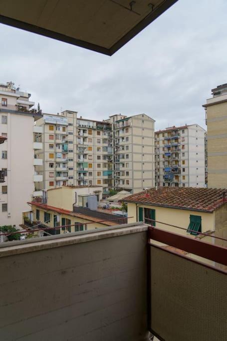 Appartamento Fanciful 2-Br Outside Ztl Firenze Esterno foto